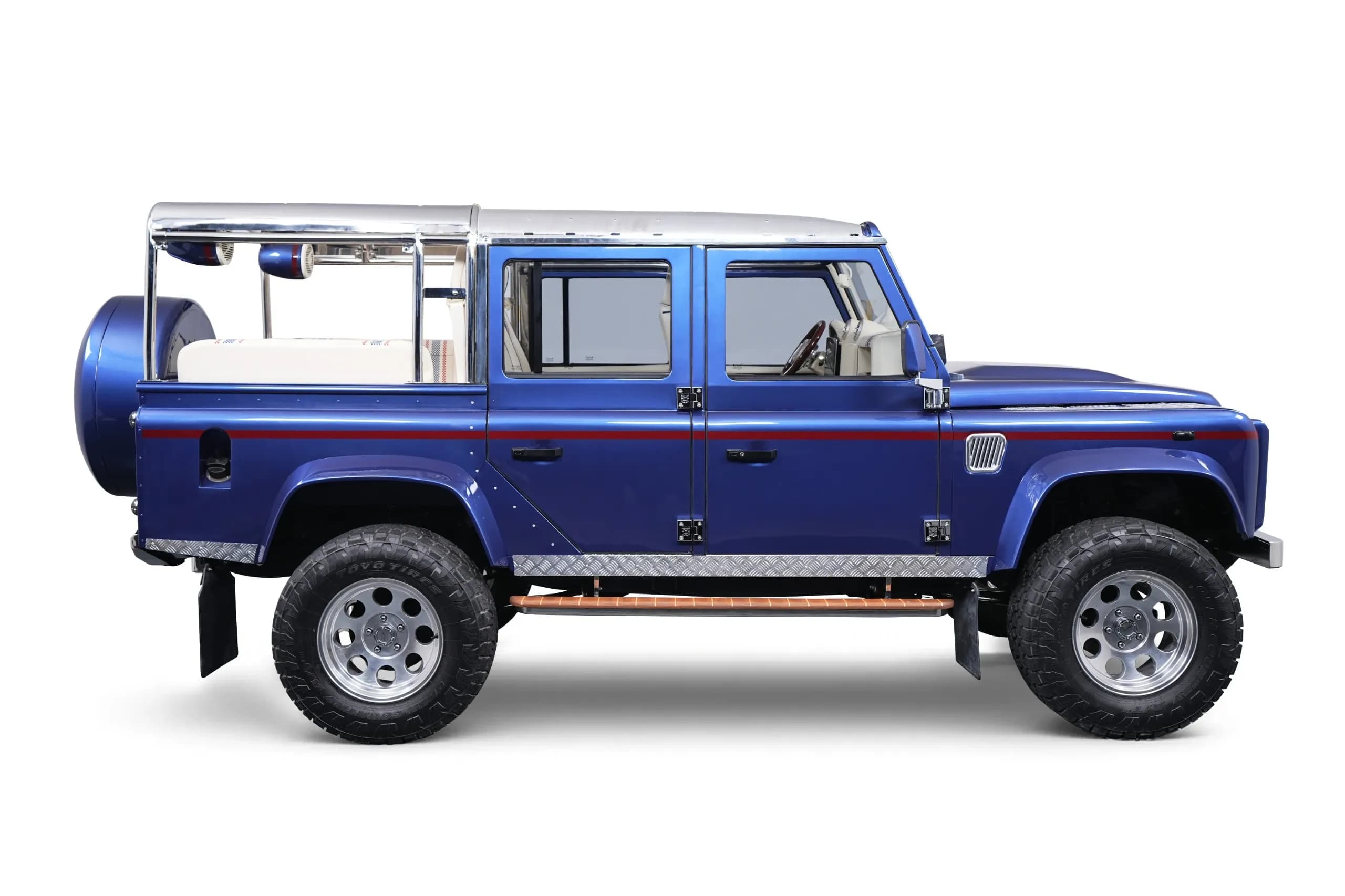 Monarch Defender Bespoke Build - Soft Top D110 Luxury Customization